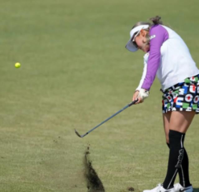 プロゴルファー・桑木志帆、「グリーン硬ぇ」「そんでもってはえぇ」メンタル強化へ向けて挑戦続行