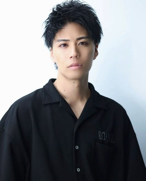 「今日も乗り切れます。」あの人気YouTuberの圧倒的ビジュアルの良さにファン悶絶