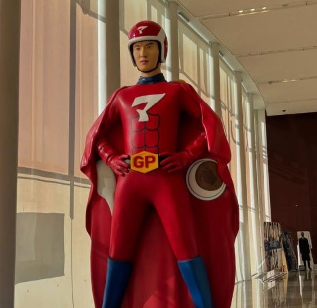 「元気出ました！」東野幸治が湾岸スタジオで仁王立ちするマッサマンを発見！