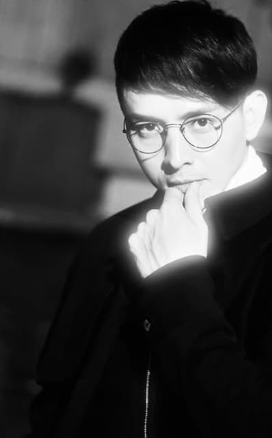 「かっけぇー」「惚れてまうやろ」俳優・満島真之介の最新ショットにファン感動！