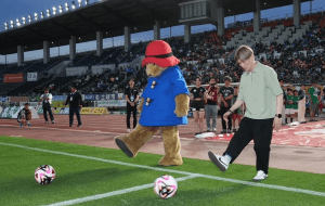 「僕のサッカー人生において大切な場所」古橋亨梧がFC岐阜に凱旋！