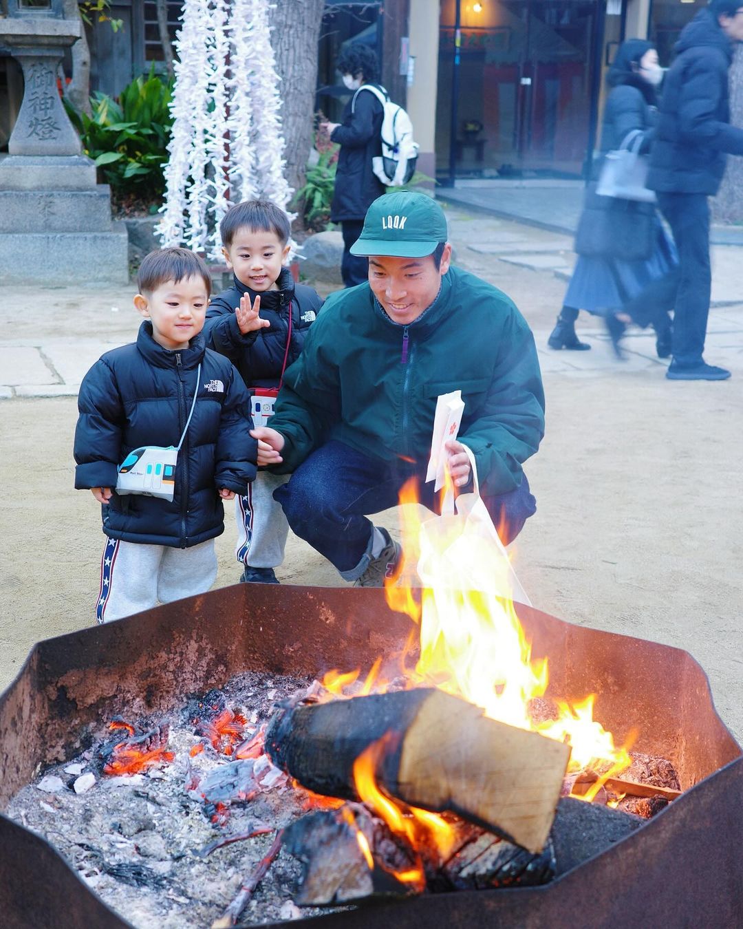 名古屋グランパス、山中亮輔が息子たちとのショットを公開！！✨