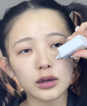 天木じゅん、TikTokで話題のあの「メイクビフォーアフター」動画にファン爆笑！