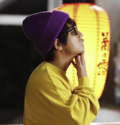 上地雄輔、秋の提灯ショットが話題に「黄色が似合う！」とファン絶賛