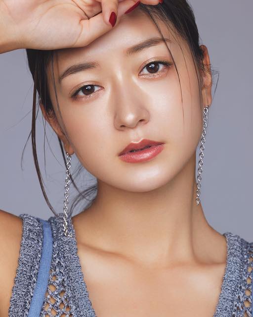 「素敵すぎ😭💖」みちょぱが河北メイクで大人っぽく変身✨