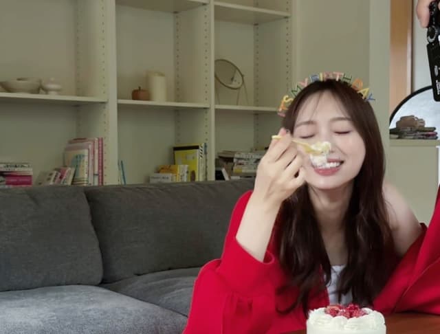 乃木坂46・梅澤美波が26歳の誕生日を迎える「背筋伸びる数字ですねえ」