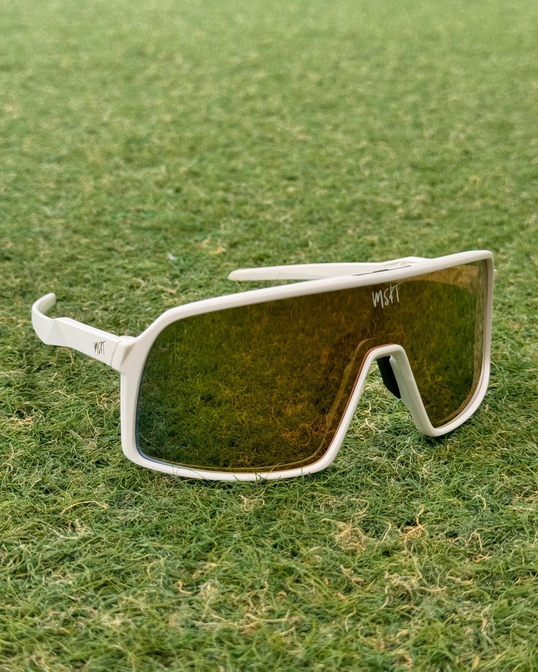 阪神タイガースOB お笑い担当の〇〇がサングラスを発売！「1つ欲しいです。」