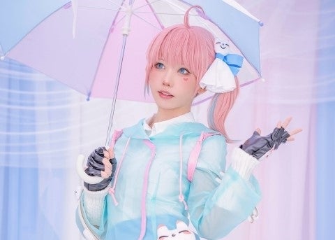 えなこ、「次元超えたキリコ」に変身。透け感×ピンクの破壊力にファン騒然