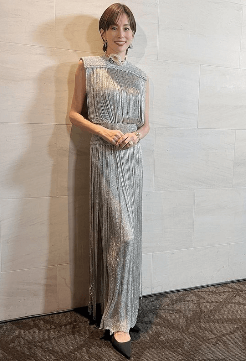 大女優・米倉涼子”ドクターX”の「完成披露試写会の舞台挨拶へ」、お披露目のセレブスタイル＆オーラに反響止まらず！