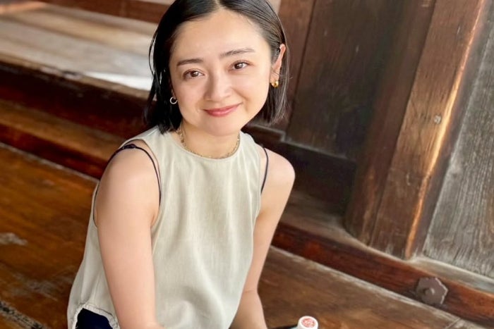 10代から変わらぬ可愛さ。安達祐実は夏休みの終わりが待ち遠しくてさみしい…？！