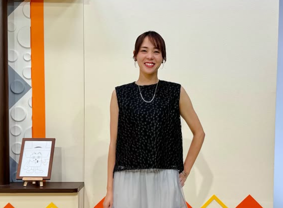 爽やかコーデに注目！迫田さおり、鹿児島での衣装ショットを公開「今日のですです」