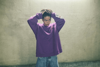 菊池風磨 メンカラコーデにファン大興奮