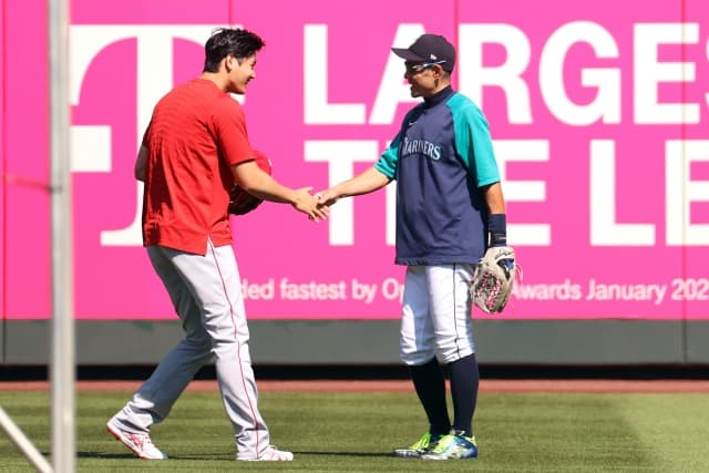 MLB公式X更新「日本の絶対的レジェンド」のツーショットが話題！