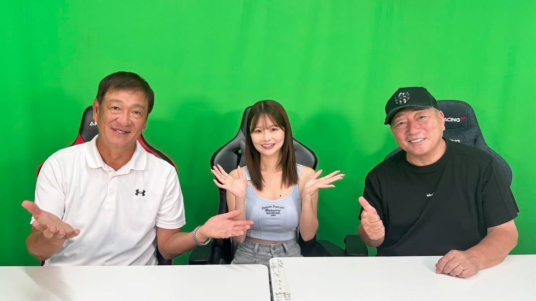 片岡篤史、羽田空港で味わう至福のひととき 高木豊＆吉田恵美と笑顔のYouTube撮影