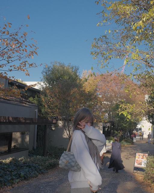 LE SSERAFIMの宮脇咲良がオフショットを公開！！「神々しすぎる🔥🔥」