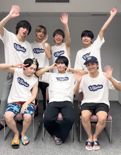 なにわ男子、本日新曲発売！僕たちの全力リアルラブソングが たくさん届きますように💖