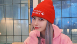 住谷杏奈、映画鑑賞のオフショットを公開　ファンから絶賛の声