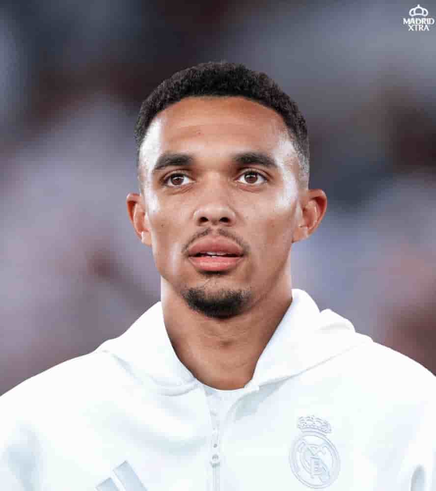 レアル・マドリード、アーノルド獲得目前！CWC前の加入を計画