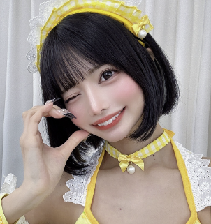 米倉みゆ、イエローコーデで魅せる！撮影会ショットが話題