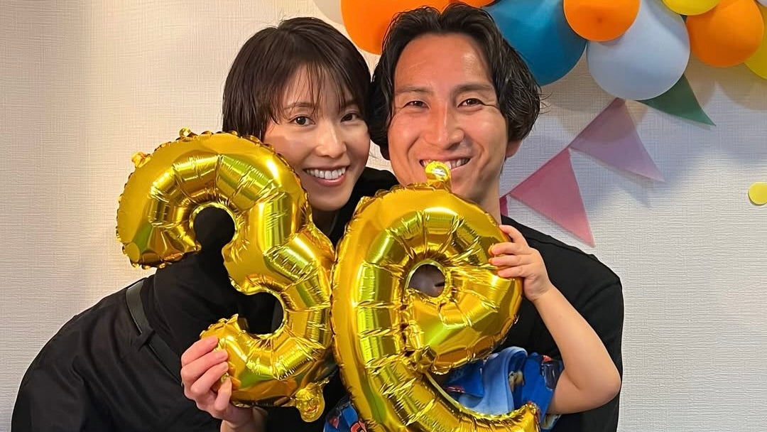 武岡優斗、笑顔溢れる顔出し家族3ショットにファン歓喜！