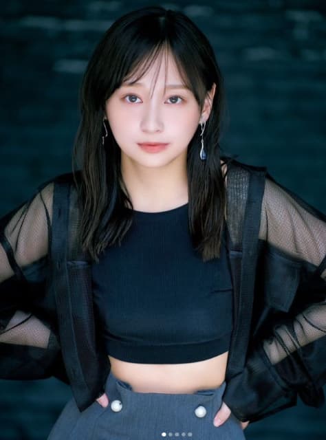 タレント 影山優佳 ビッグコミックスピリッツの表紙に登場！