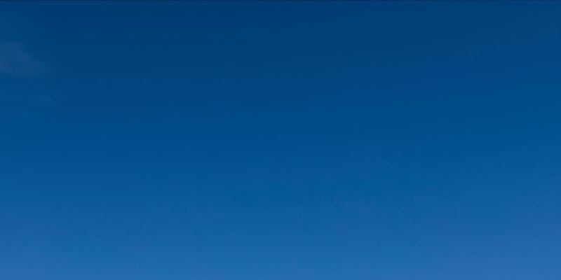 三代目JSB・NAOTOが絶景でショットを公開！「イカゲームの運営側ではありません」