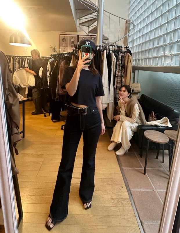 「腹出してからお腹壊すで(笑)」鈴木奈々のオシャレすぎる私服コーデにツッコミ殺到！