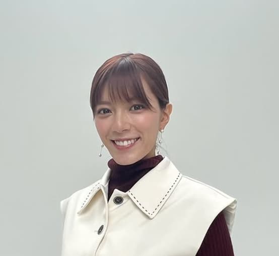 テレビ朝日・三谷紬アナが大人かわいいコーデを大公開！
