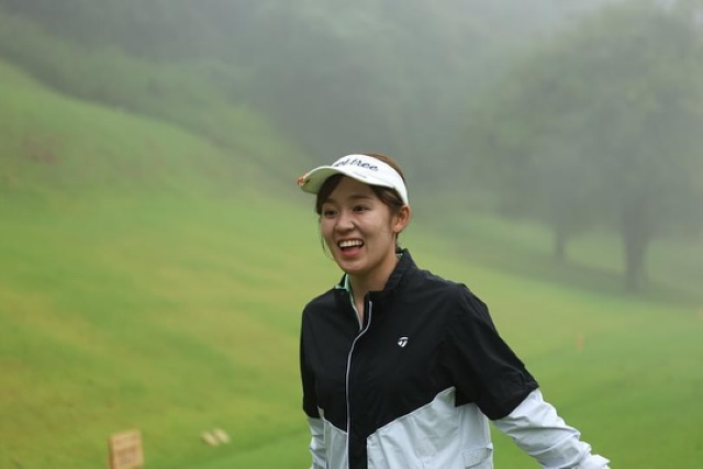 濃霧の中でも晴れやかスマイル！女子ゴルフ・宮崎千瑛、Bloom Challenge Tour終え感謝のインスタ投稿！