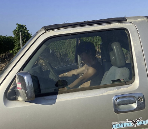 角田裕毅、リフレッシュ旅で笑顔満開！再始動に向けた決意ショットが話題に