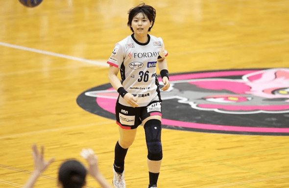 「おかえり！」美女ハンドボーラー・横田希歩、リハビリ完了後のカムバックショットにファン「待ってた！」と歓喜