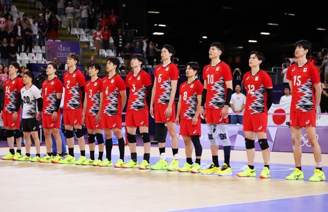 バレーボール男子日本代表 パリ五輪初戦はドイツとの激闘を制せず黒星スタート