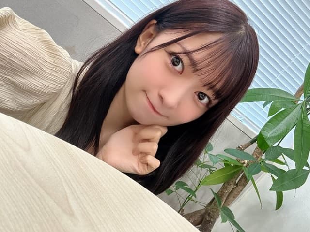 「ぜひ食べてみて」声優 鈴原希実のオススメ月見バーガーは？