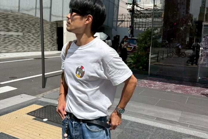 シンプルでスタイリッシュな夏の街角スタイル、関田誠大“デニム率高め”な休日コーデ