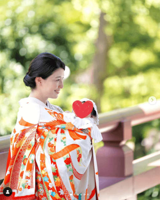 「40年前の私のよだれが」橋本マナミ、祖母が作った産着で第2子のお宮参りを報告！