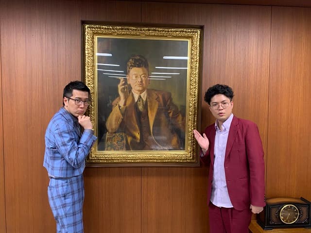 ヤーレンズが文藝春秋本社で取材に！あの文豪との3ショットも公開