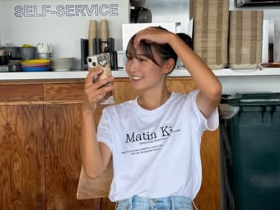 「なんでそんな可愛いん？」美女サッカー選手、お気にスポットを発見！喜びショット公開にファンも歓喜「cuteすぎる」