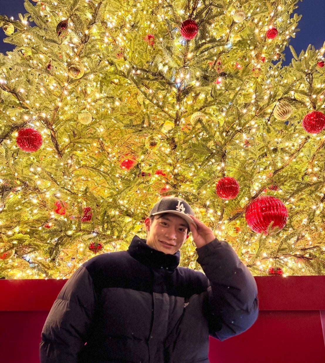 入江陵介、年末を感じさせる1枚に反響