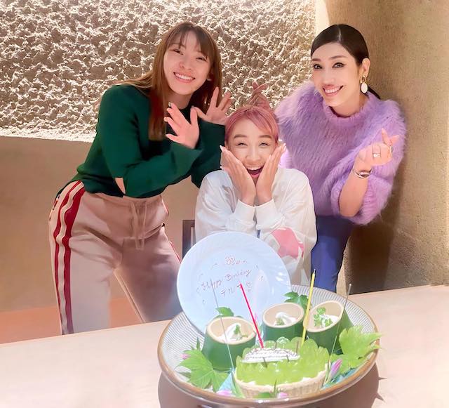 アンミカが青山テルマの誕生日をフワちゃんとお祝い🎁仲の良さに注目集まる👀