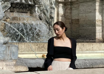 堀田茜、ローマの思い出写真を公開！トレビの泉の願い叶う？