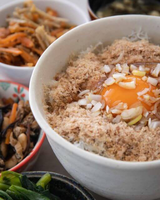 市原隼人のこだわり飯！シンプルだけど奥深い一杯！今日はオマケつき！？