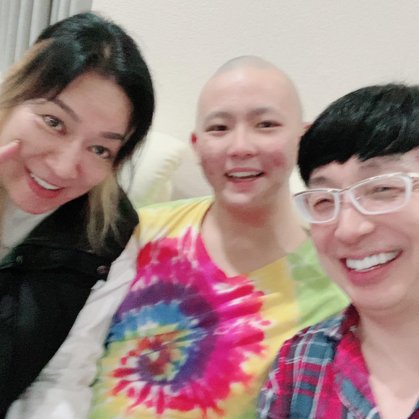 ジャガー横田が笑顔の家族3ショットを披露「素敵な笑顔ですね💕」