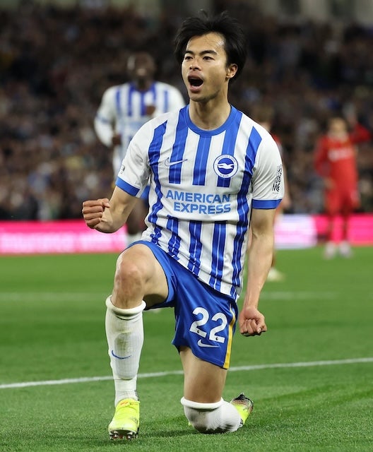 三笘薫がリヴァプール戦でゴールを決め、プレミア二桁得点を記録！