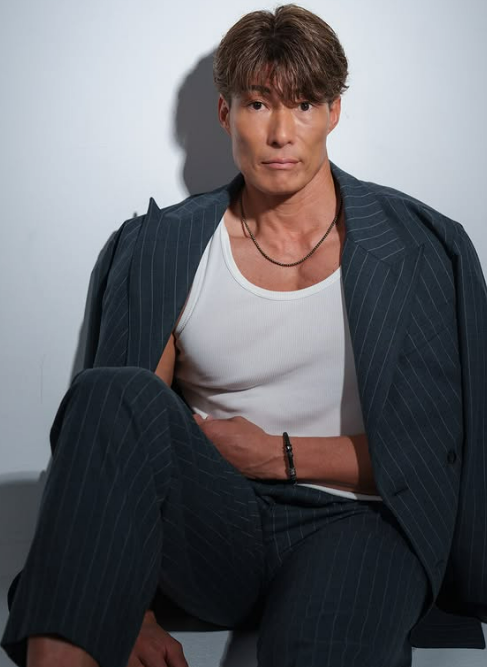 【大人のアクセサリー】糸井嘉男、SAMURAI PEARLで魅せるスタイリッシュなコーディネート