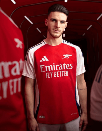 「かっこいい…」冨安所属のアーセナルが新ユニフォームをお披露目！