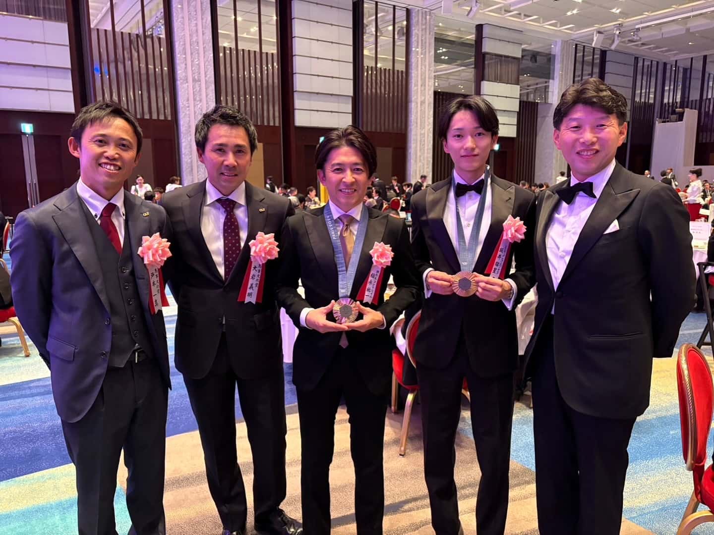 福永調教師が初老ジャパンと交流