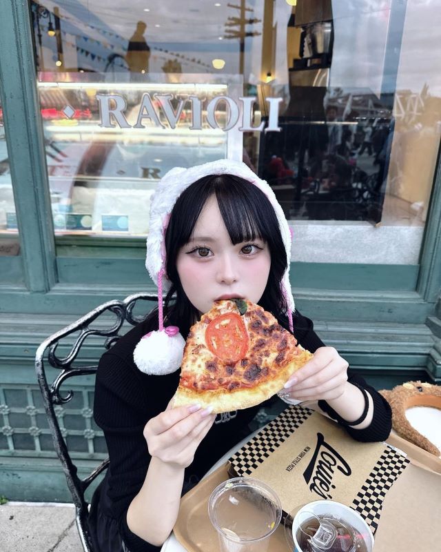 「ねえ激かわ」あの話題のタレントの