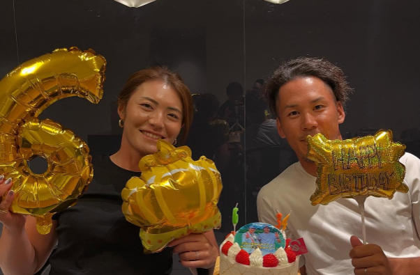 ゴルフ 優勝の裏に感動エピソード！渡邉彩香、“大親友の旦那”と掴んだ勝利の笑顔