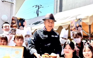やっぱりシェフがカッコいい 焼き立てマドレーヌイベントにファン歓喜
