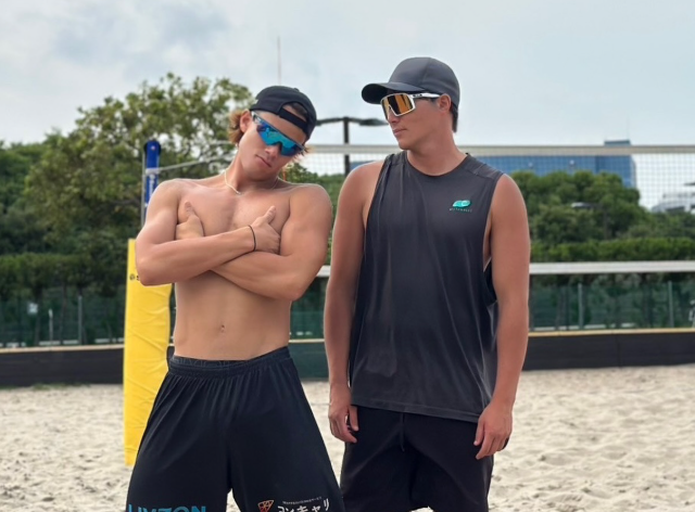 「兄弟のような絆」黒川寛輝ディラン、ビーチでの“4大兄貴”ショット披露